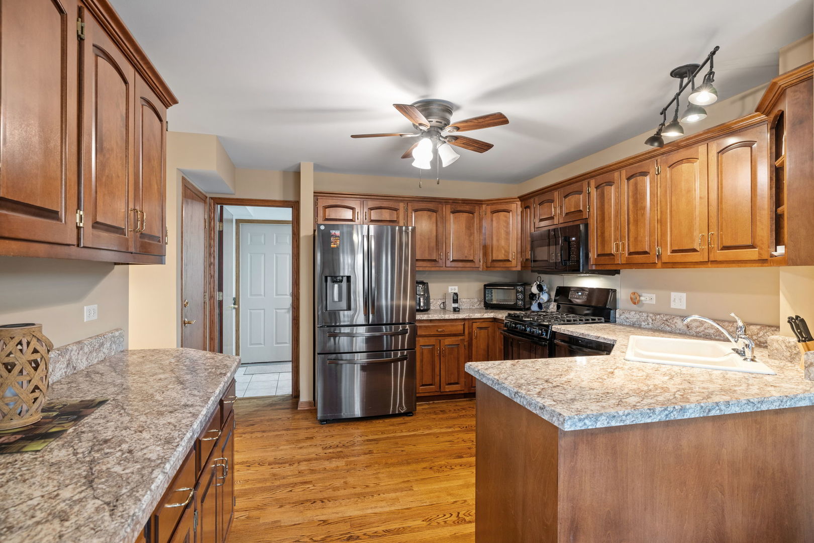 9302 Kimmel Court, Tinley Park, IL 60487