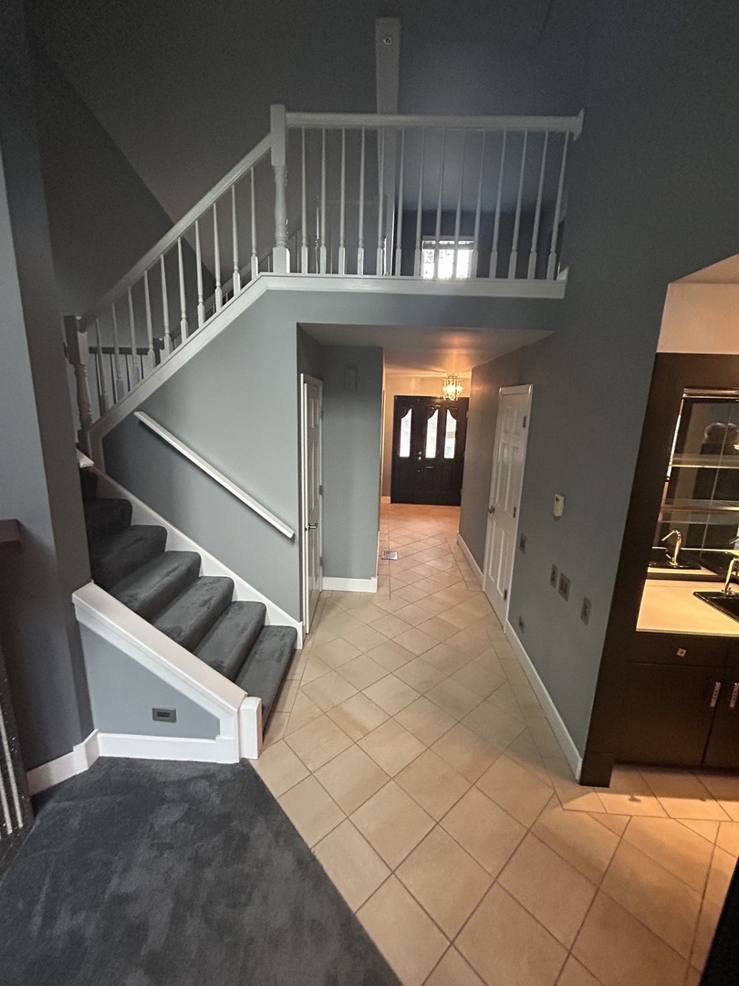 288 Lorraine Circle, Bloomingdale, IL 60108