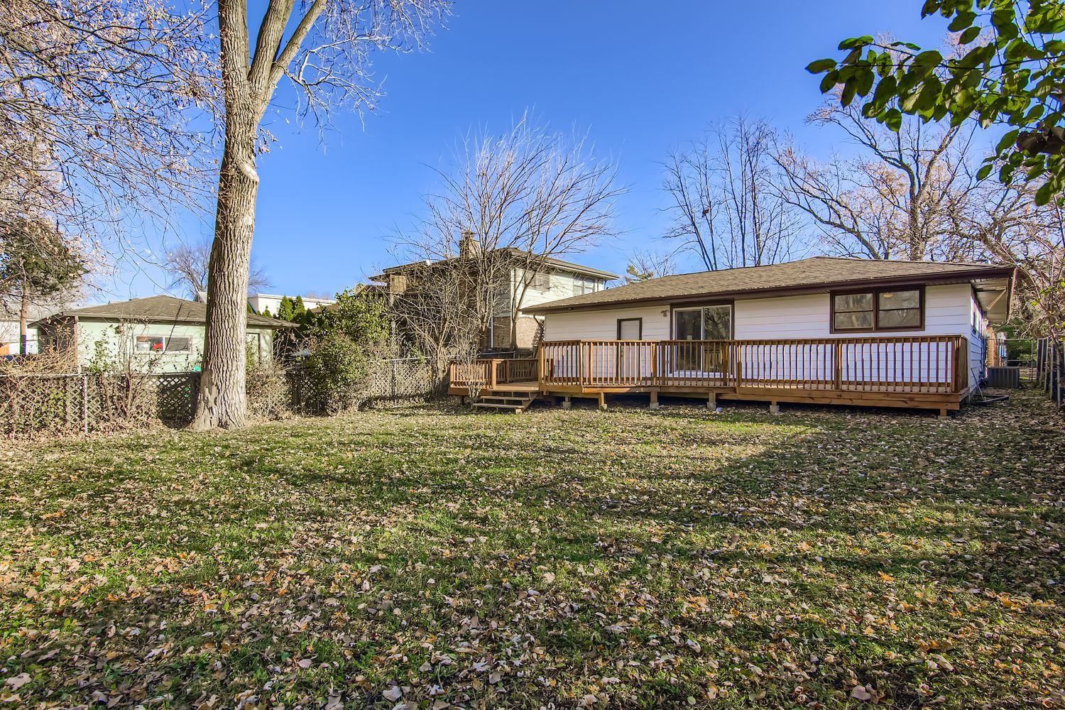 16042 Forest Avenue, Oak Forest, IL 60452