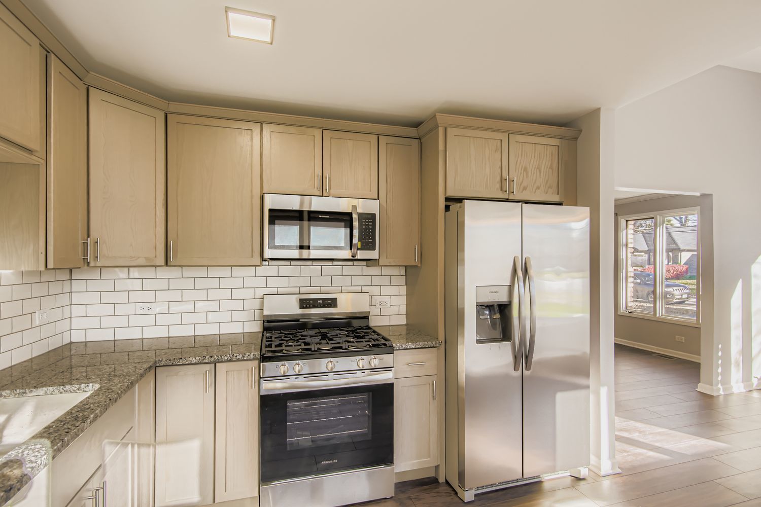 16042 Forest Avenue, Oak Forest, IL 60452