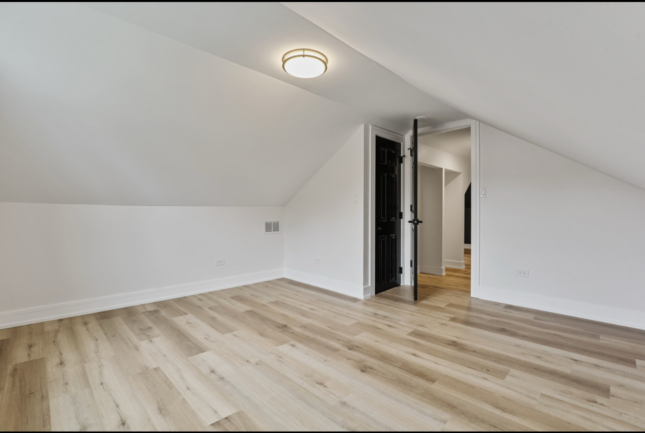 9705 Oak Park Avenue, Oak Lawn, IL 60453