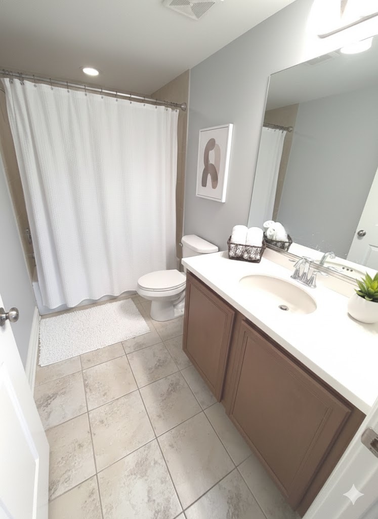 310 S Main Street #208, Lombard, IL 60148