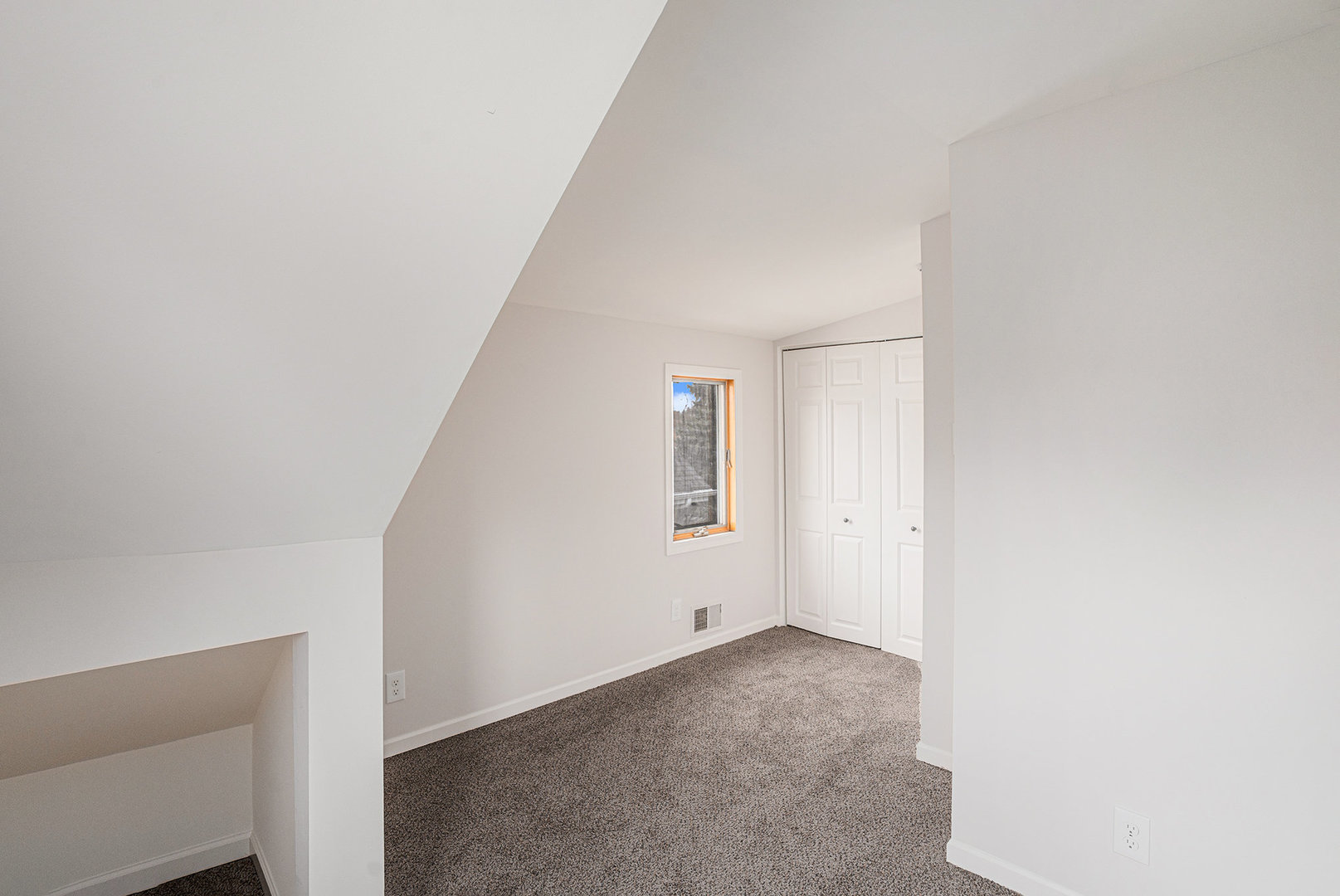 313 Miner Street, Bensenville, IL 60106