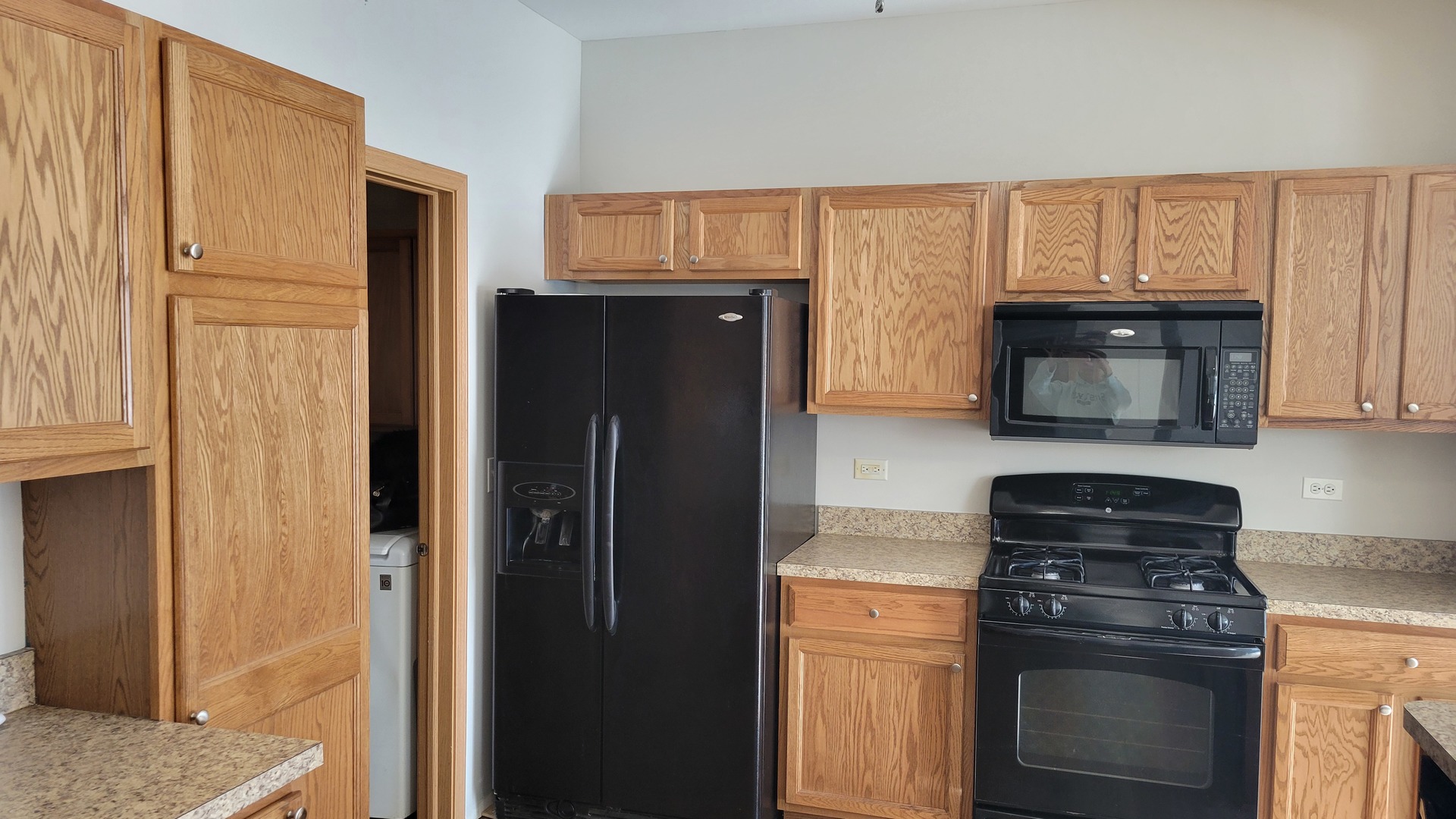 1420 Draper Road, McHenry, IL 60050