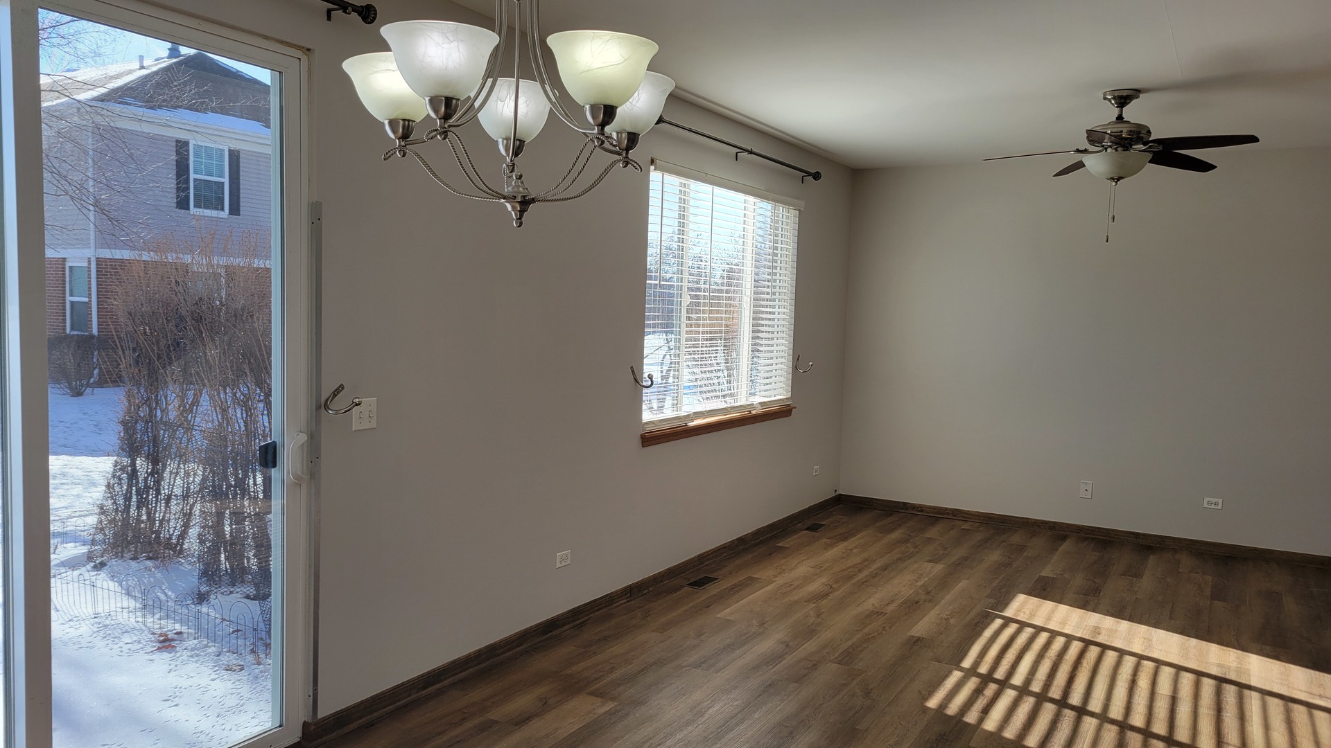 1420 Draper Road, McHenry, IL 60050