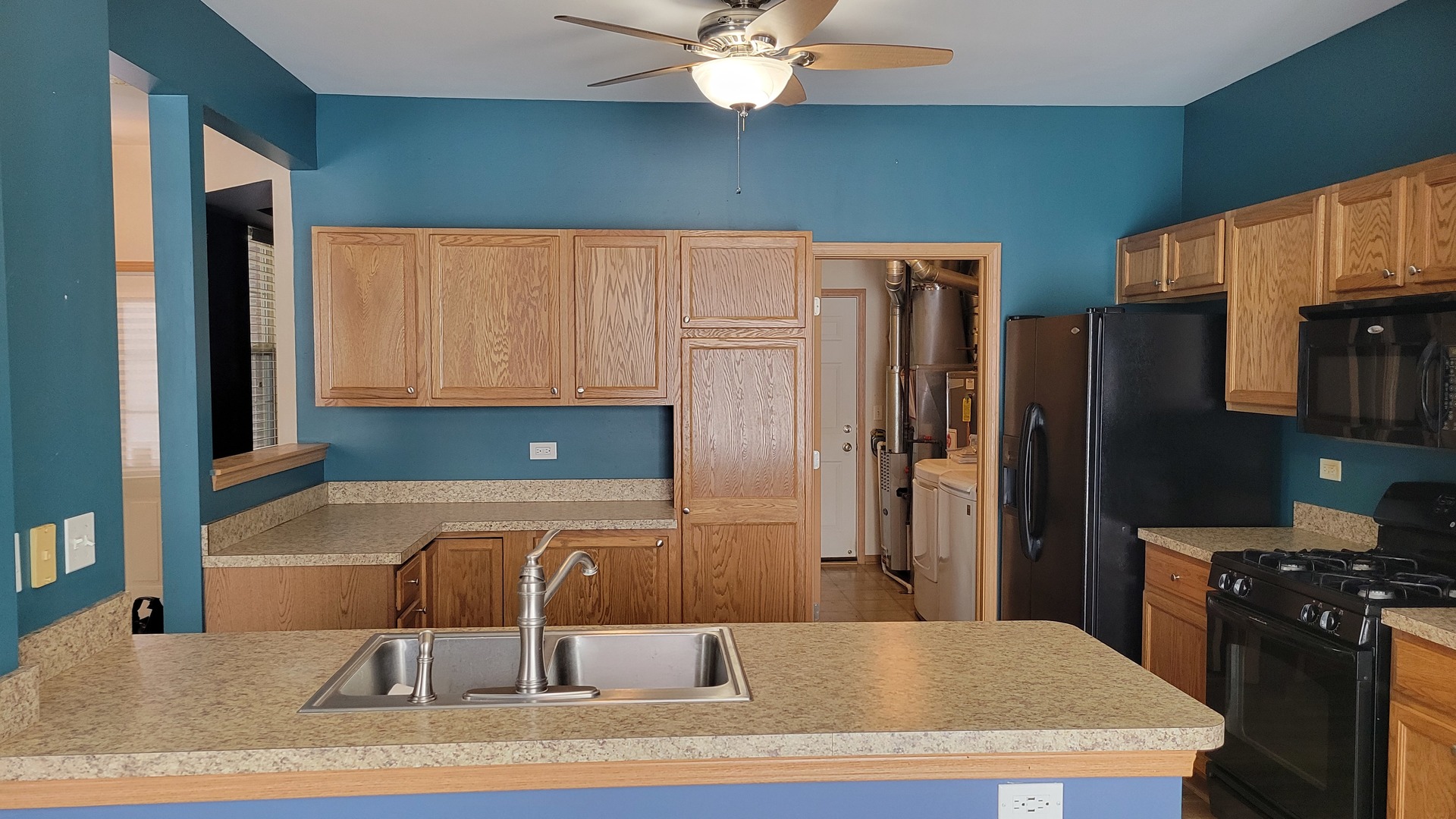 1420 Draper Road, McHenry, IL 60050