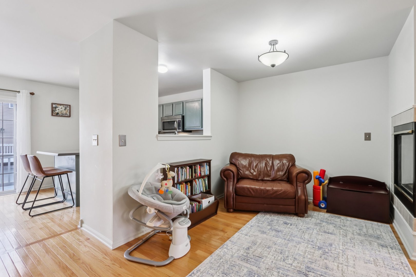 3 W Big Horn Drive, Hainesville, IL 60073