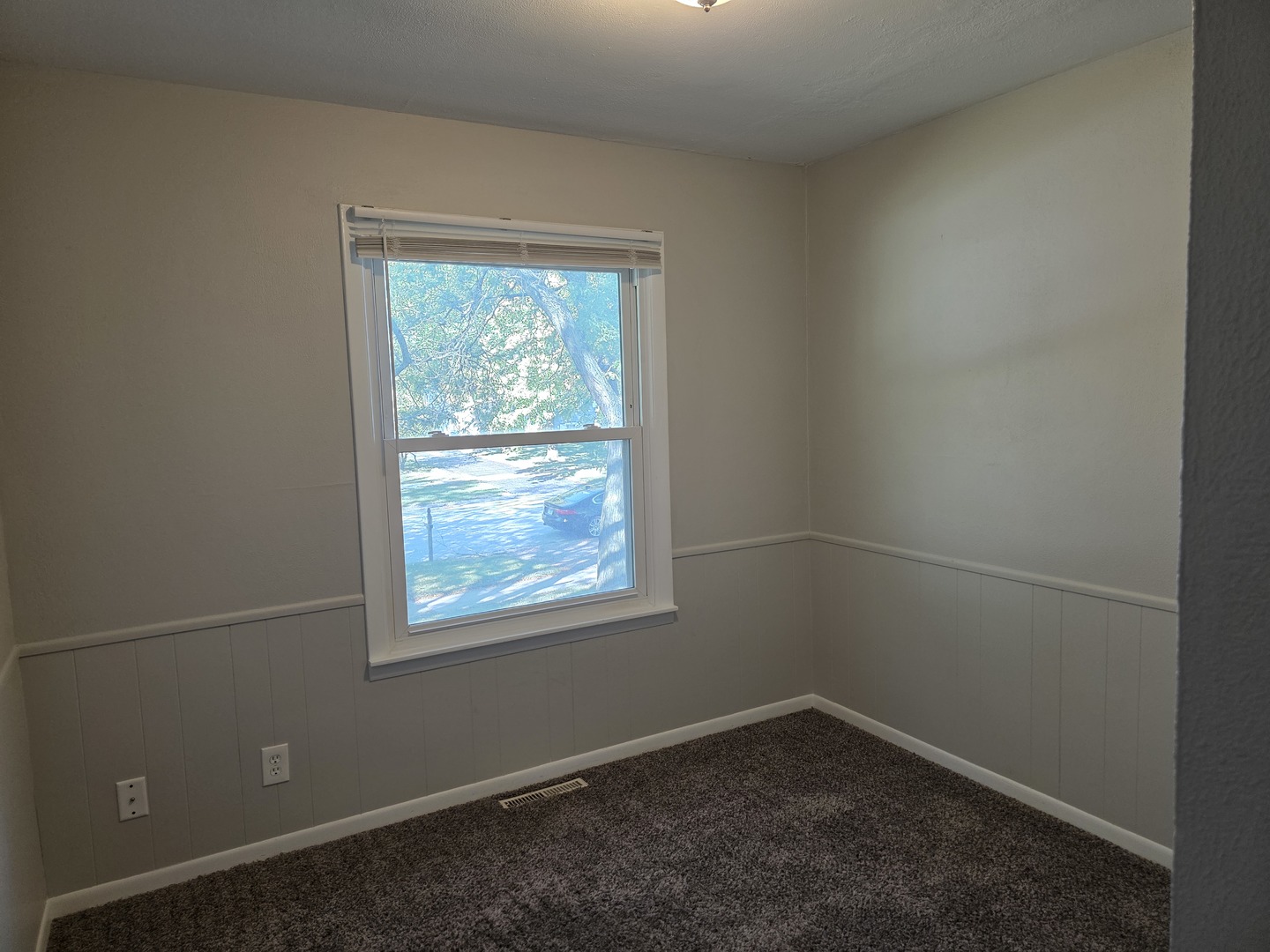 5S353 Stewart Drive, Naperville, IL 60563