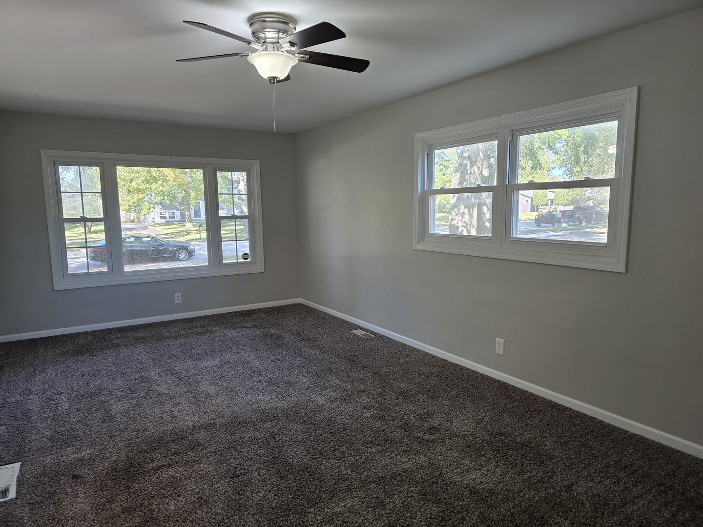 5S353 Stewart Drive, Naperville, IL 60563