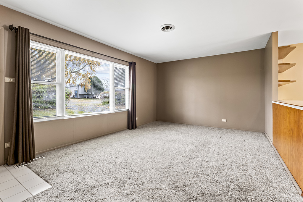 1022 Highland Avenue, Lockport, IL 60441