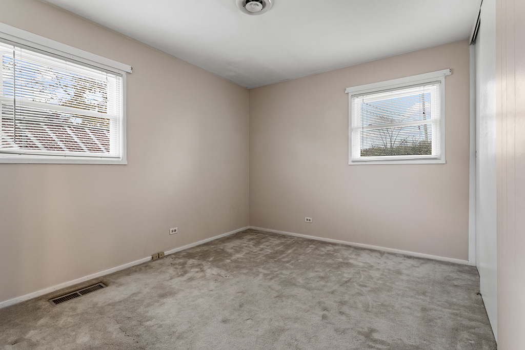 1022 Highland Avenue, Lockport, IL 60441