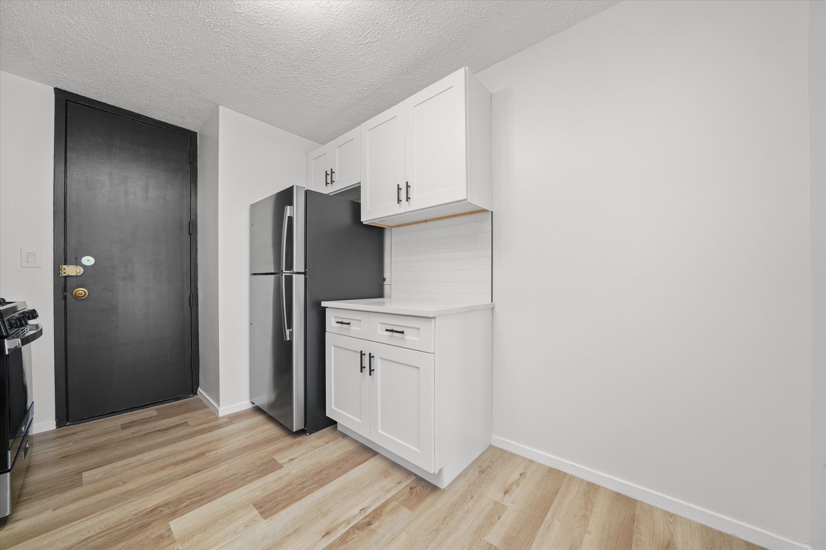 6700 S South Shore Drive #8A, Chicago, IL 60649