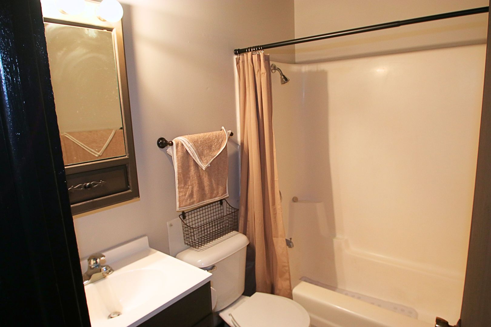 45 Nassau Colony #3, Fox Lake, IL 60020