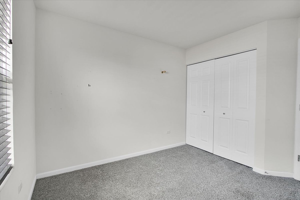 29W710 Everton Drive, Warrenville, IL 60555