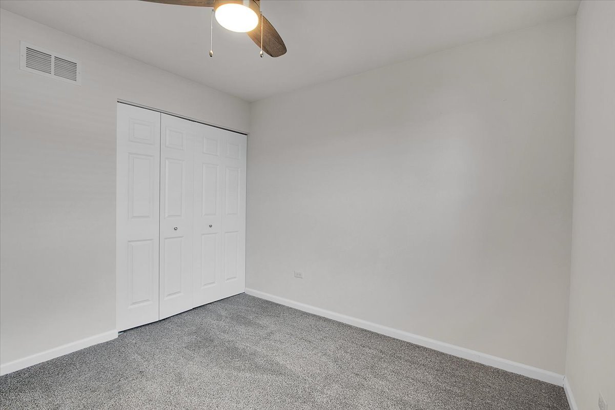 29W710 Everton Drive, Warrenville, IL 60555