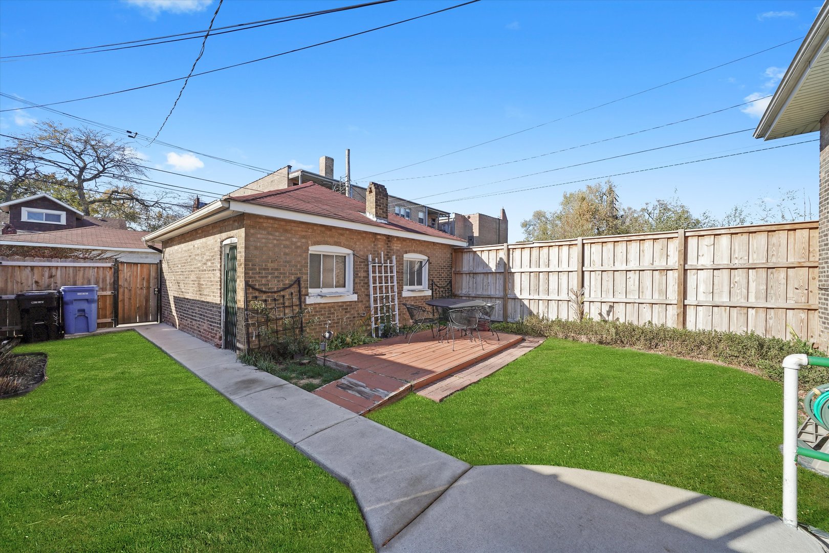 7914 S Oglesby Avenue, Chicago, IL 60617