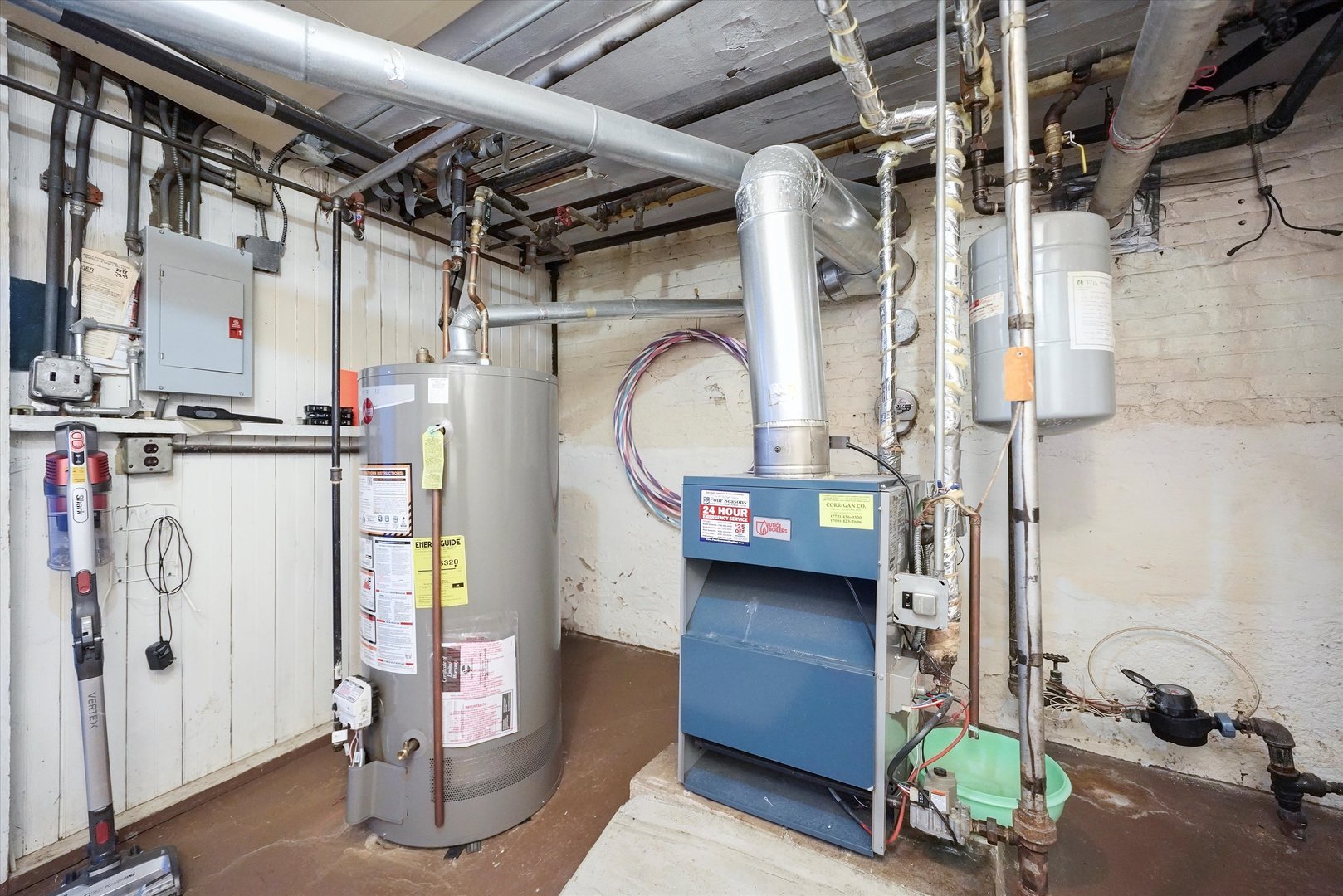 7914 S Oglesby Avenue, Chicago, IL 60617