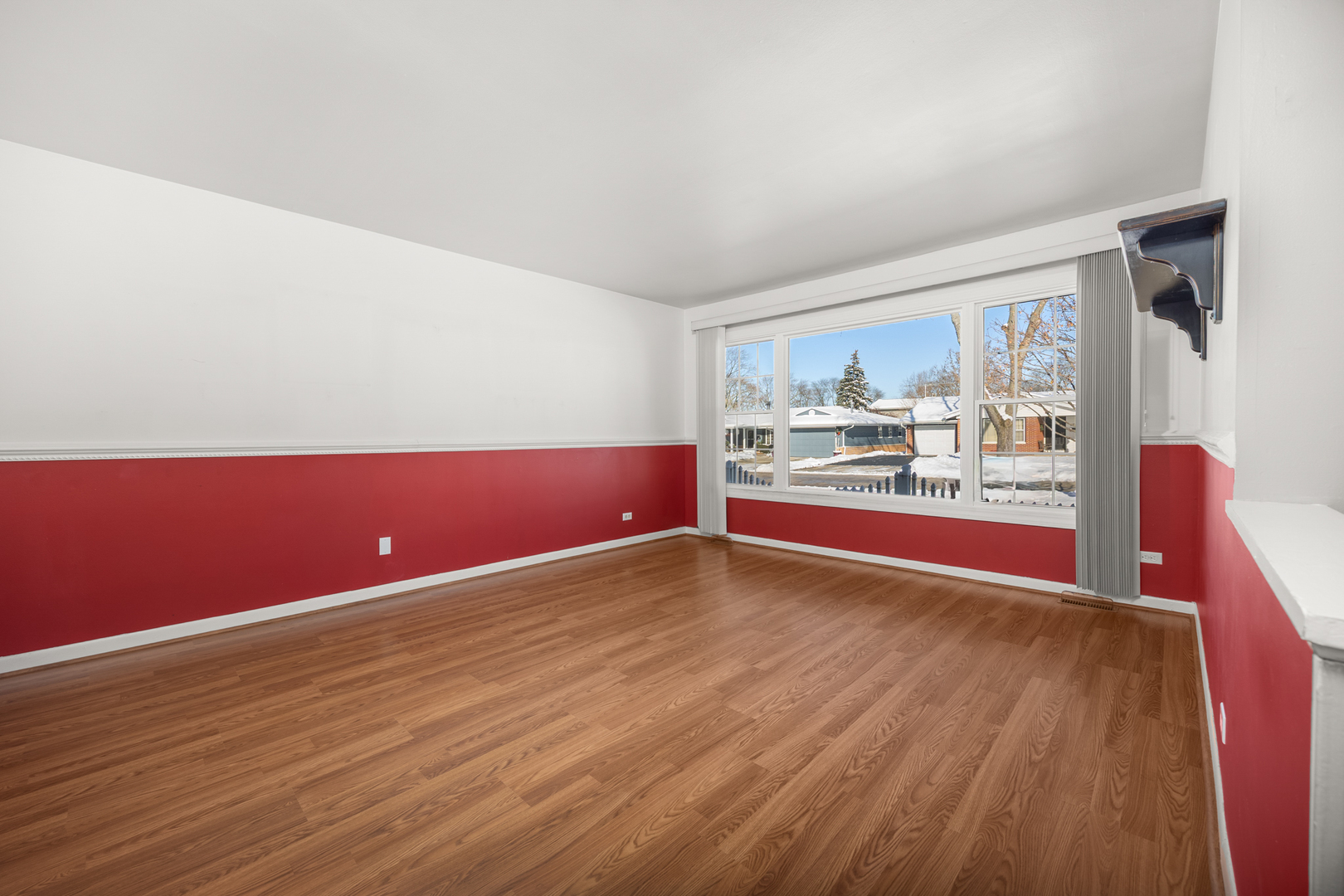 241 Pleasant Drive, Elk Grove Village, IL 60007