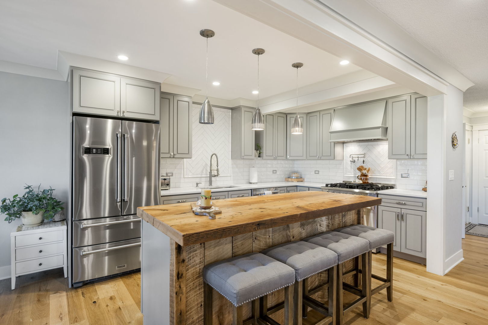 876 Stradford Circle #A1, Buffalo Grove, IL 60089