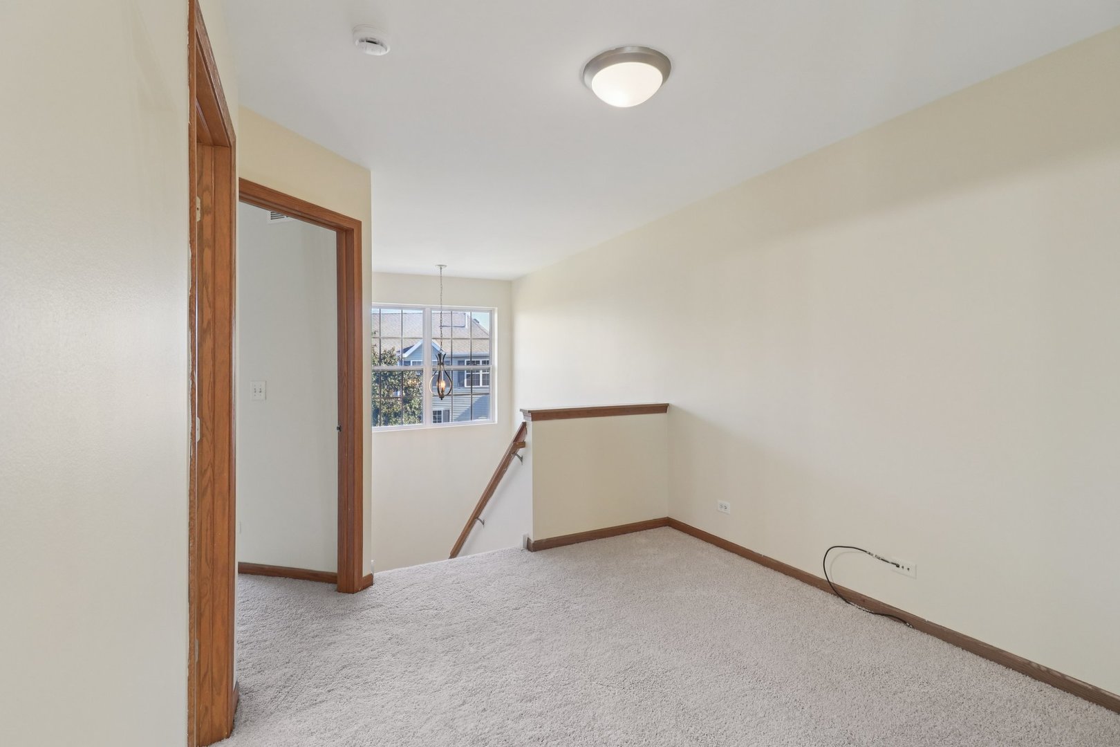 1475 W Sedgewood Court, Round Lake, IL 60073