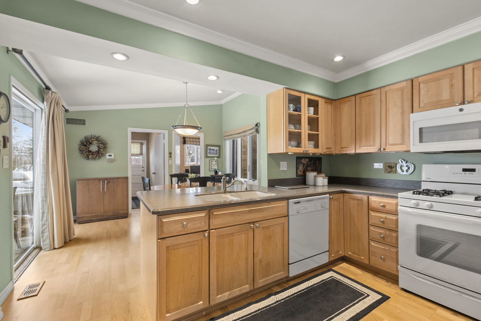 9 Merry Court, Countryside, IL 60525