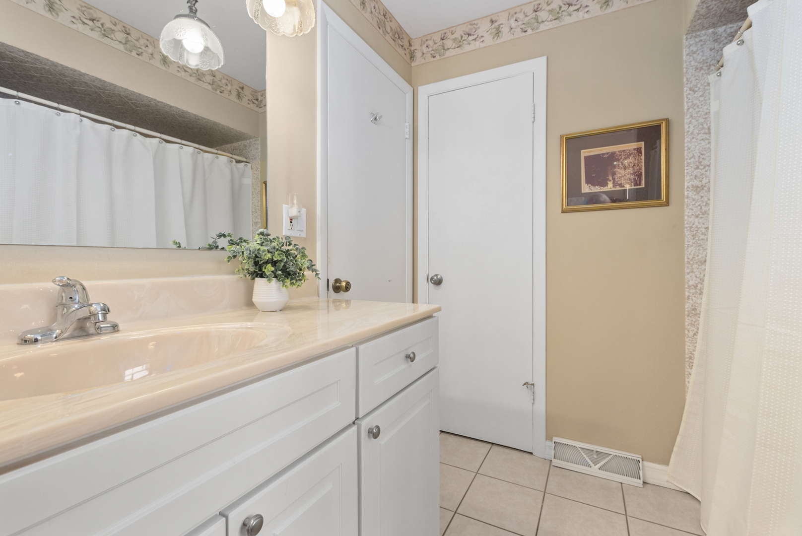 9 Merry Court, Countryside, IL 60525