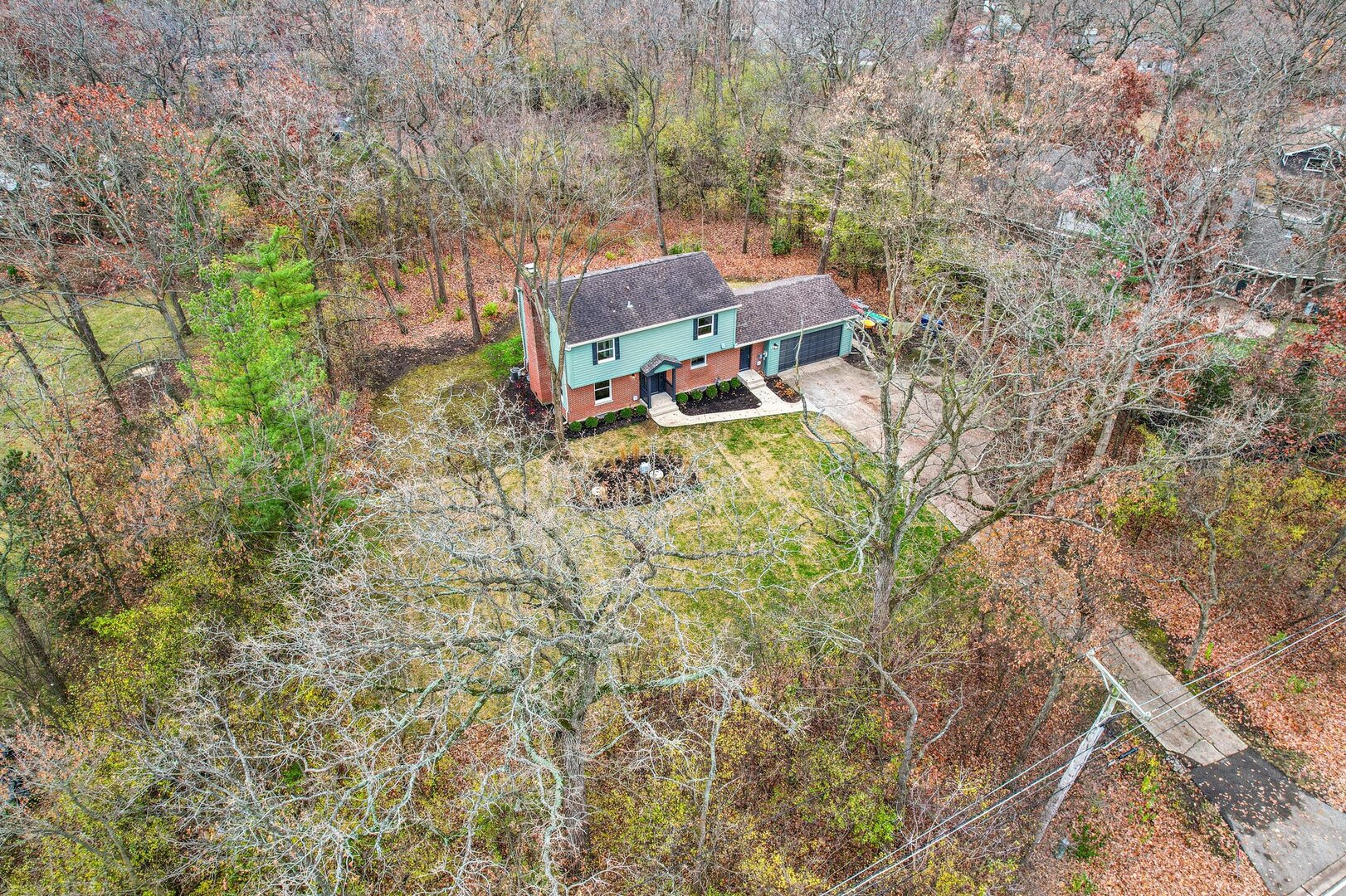 15105 W Rockland Road, Libertyville, IL 60048