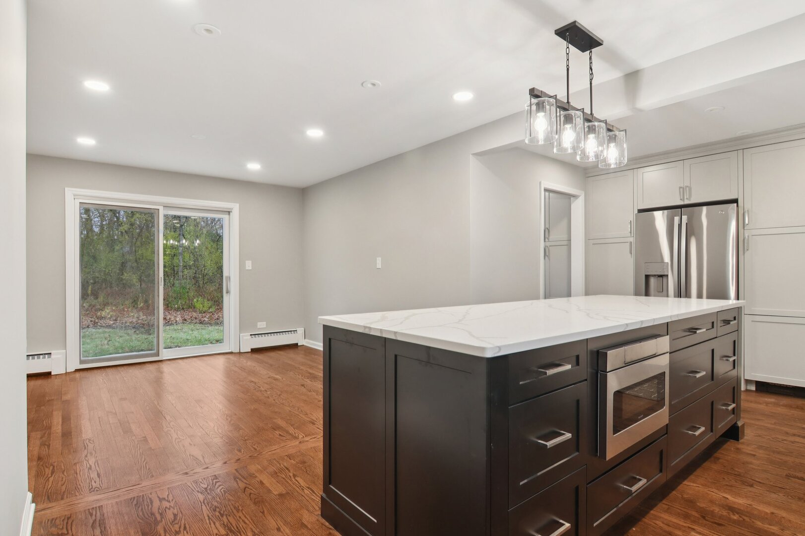 15105 W Rockland Road, Libertyville, IL 60048