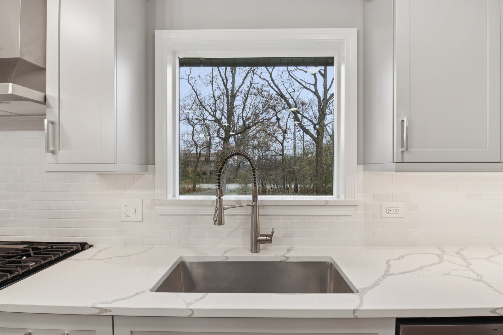 15105 W Rockland Road, Libertyville, IL 60048