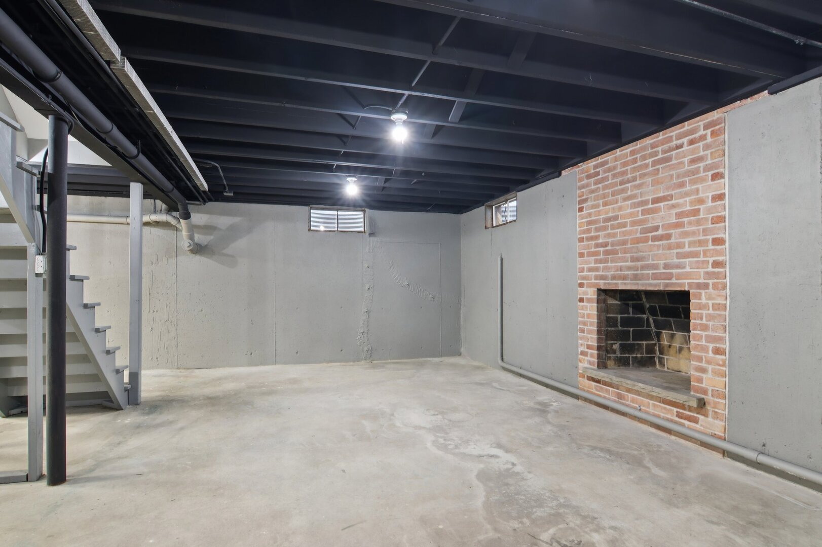 15105 W Rockland Road, Libertyville, IL 60048