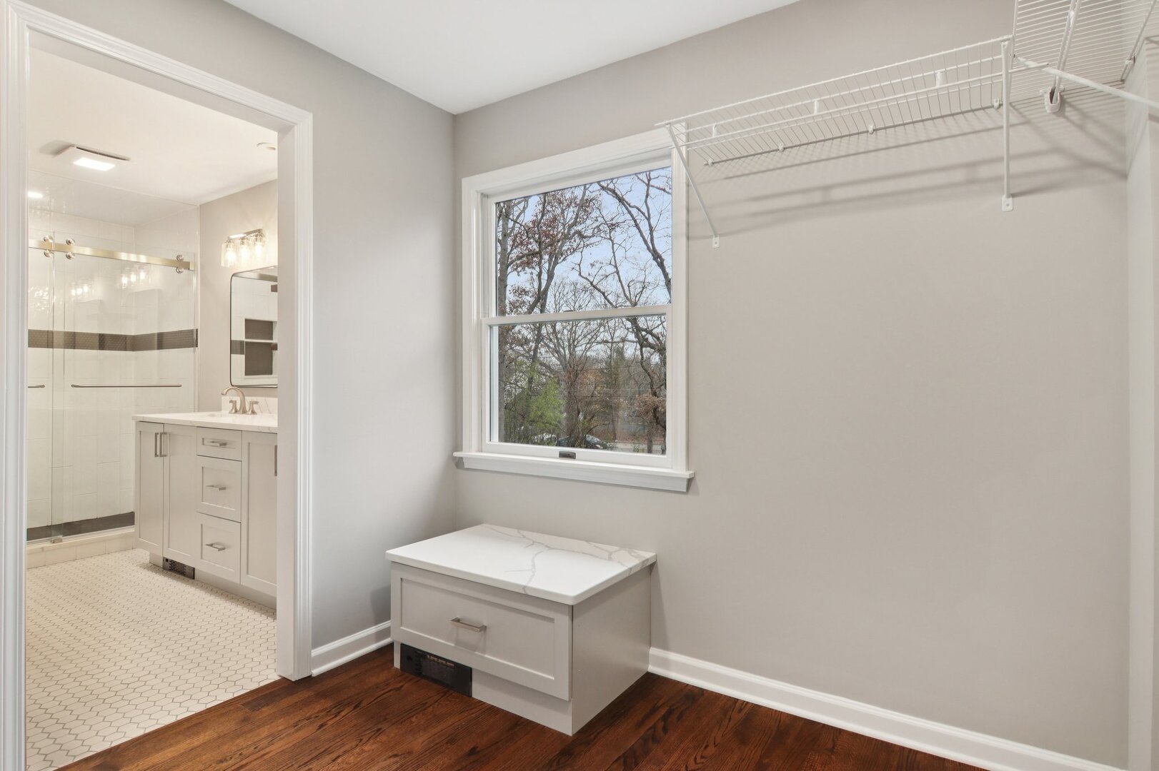 15105 W Rockland Road, Libertyville, IL 60048