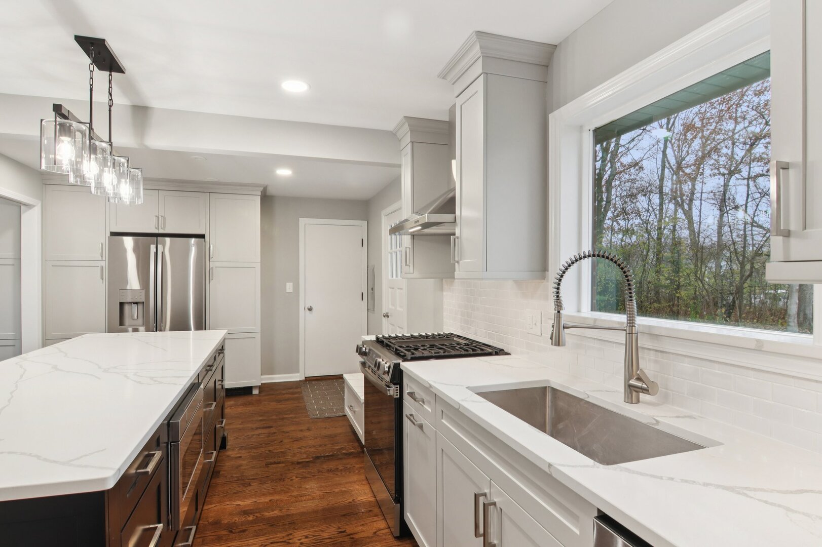 15105 W Rockland Road, Libertyville, IL 60048