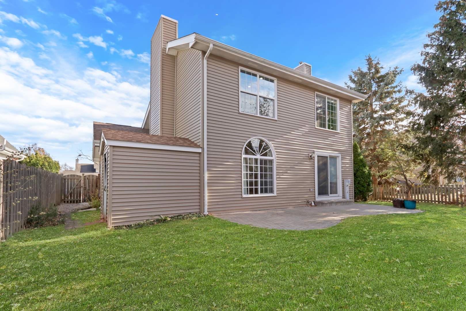 5315 Cypress Circle, Gurnee, IL 60031