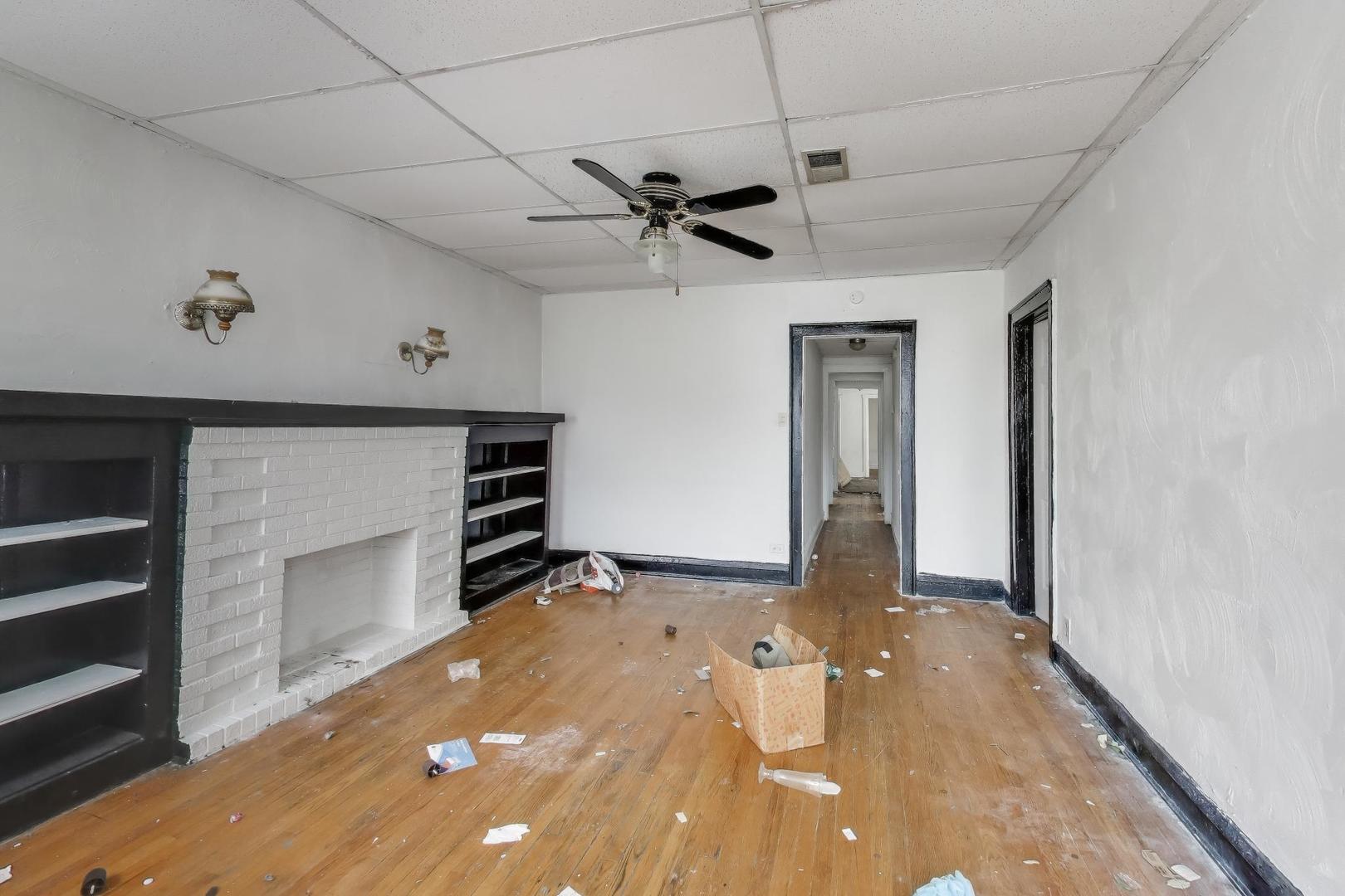 4105-03 W Grenshaw Street, Chicago, IL 60624