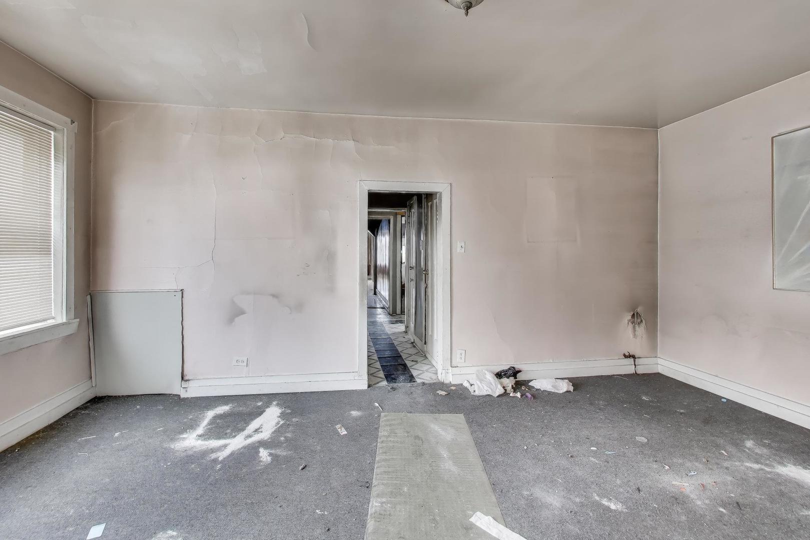 4105-03 W Grenshaw Street, Chicago, IL 60624