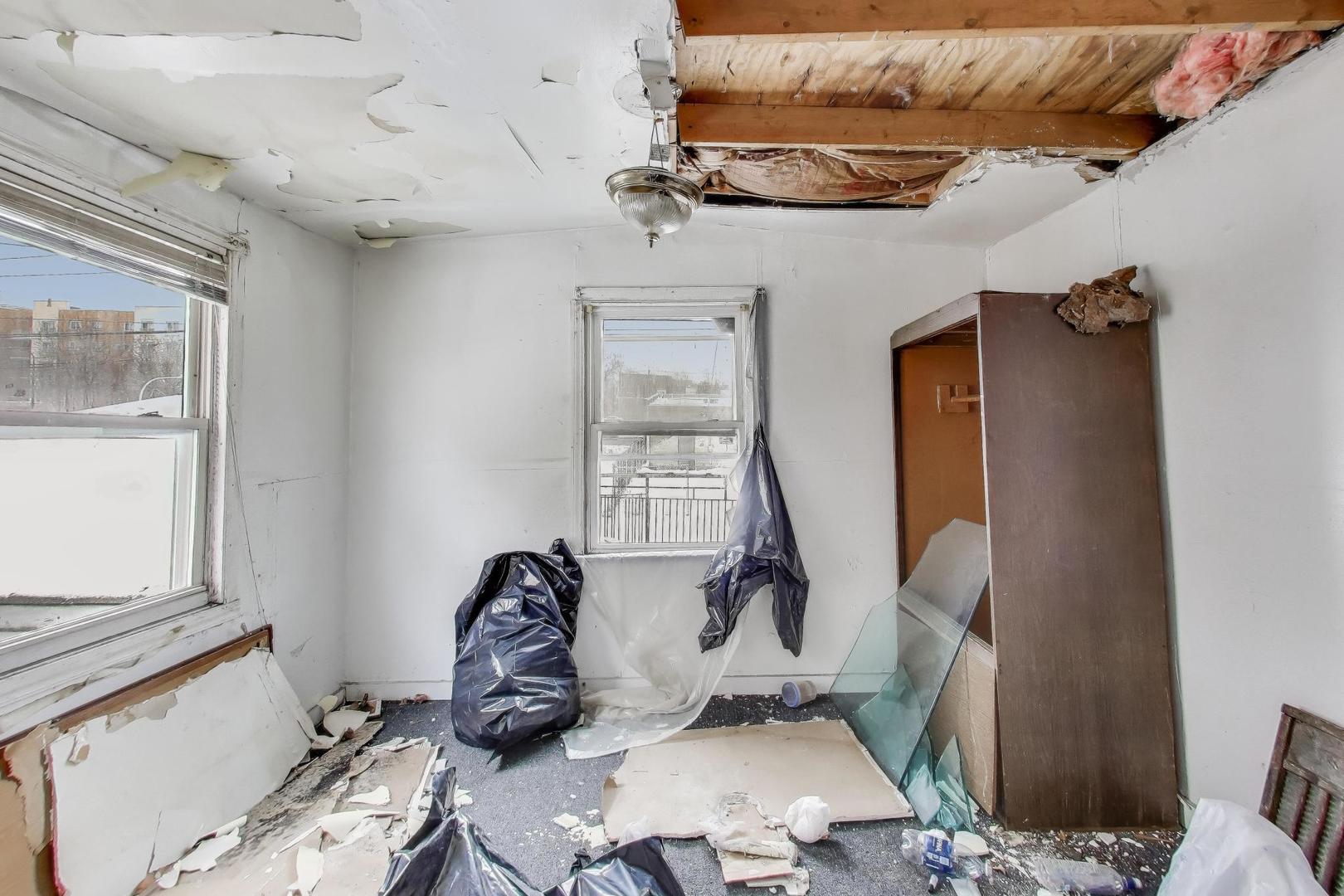 4105-03 W Grenshaw Street, Chicago, IL 60624