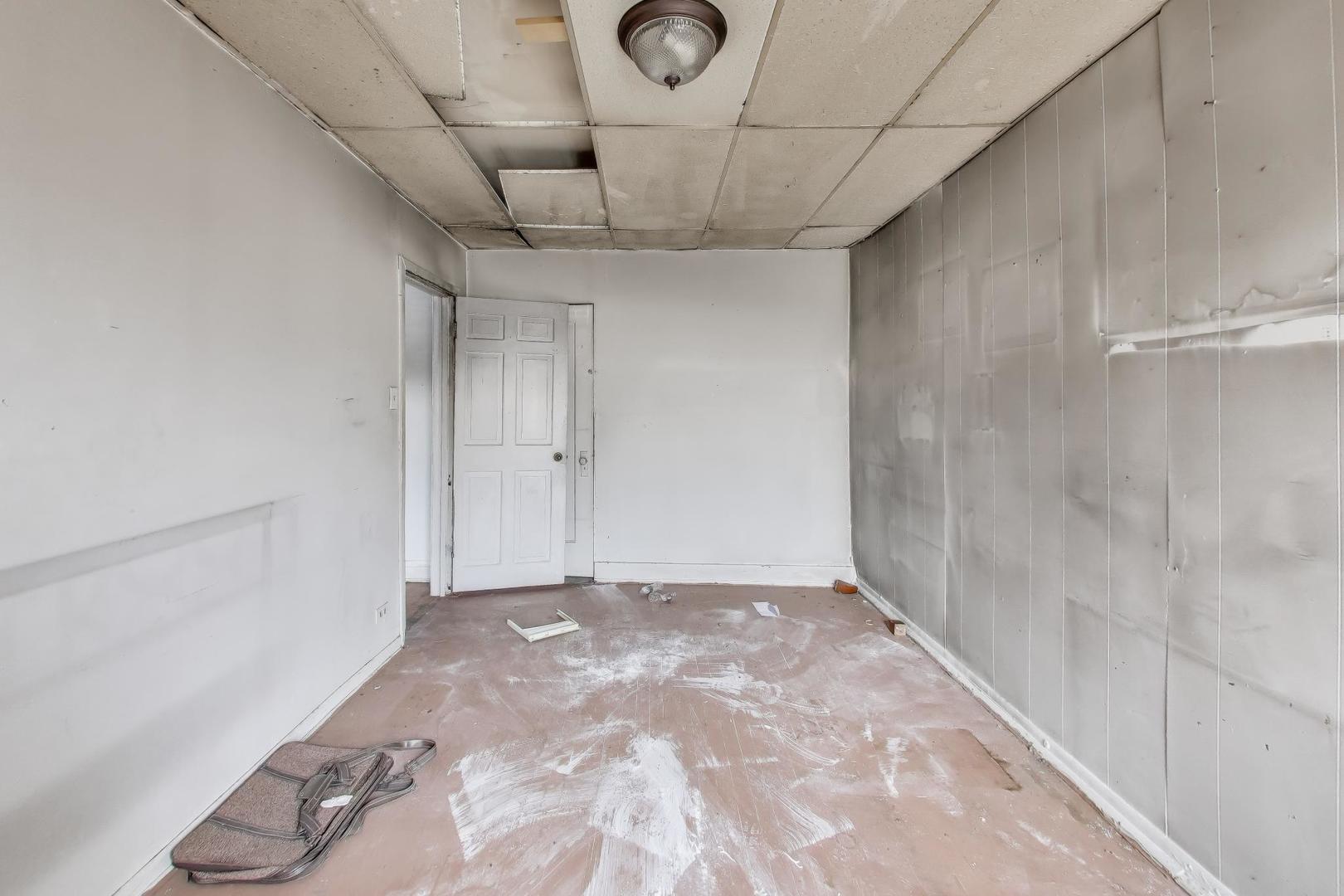 4105-03 W Grenshaw Street, Chicago, IL 60624