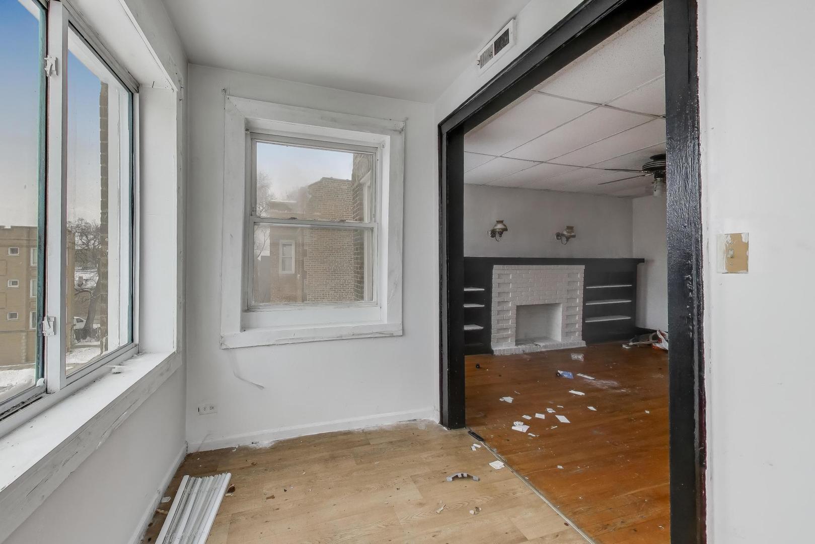 4105-03 W Grenshaw Street, Chicago, IL 60624