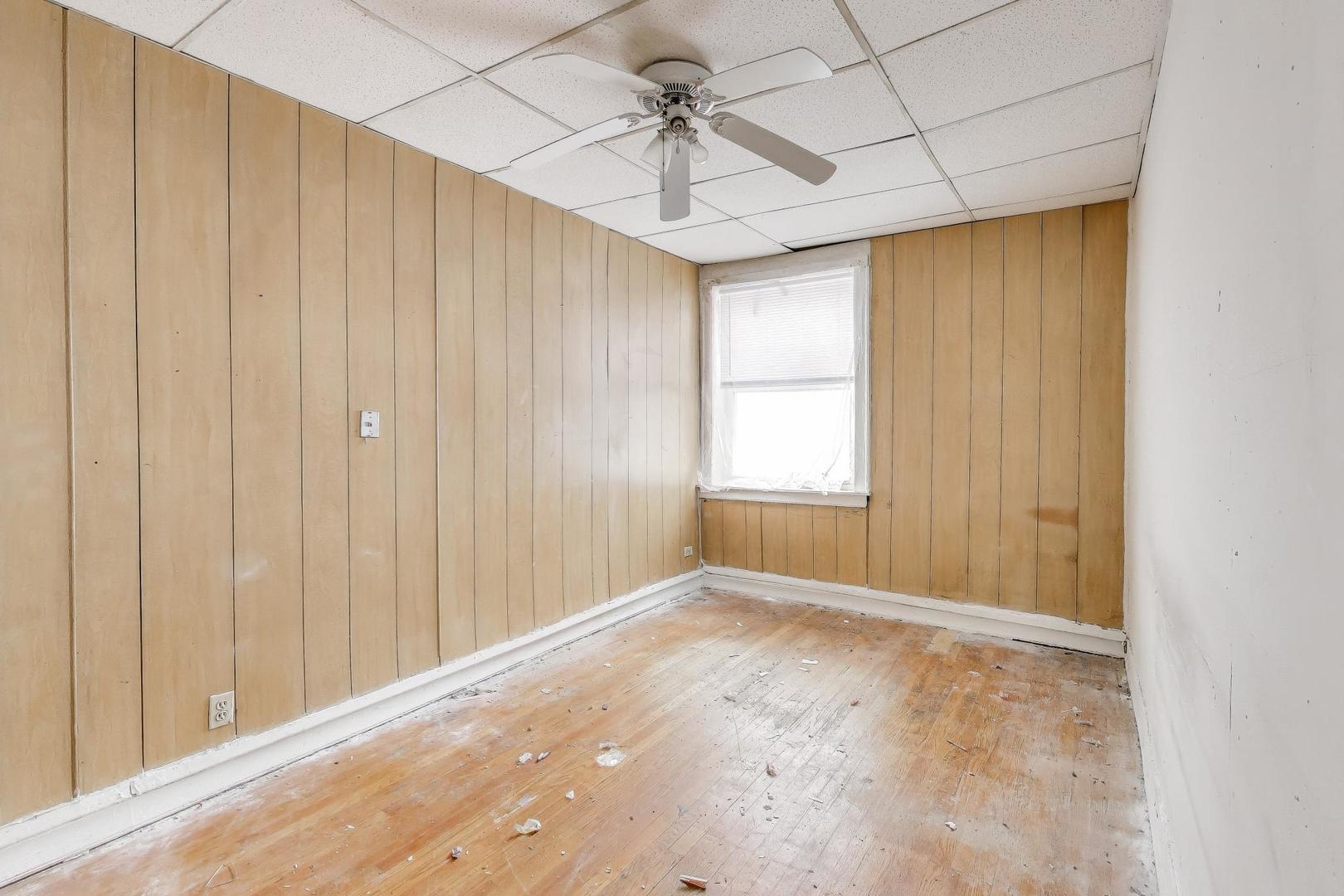 4105-03 W Grenshaw Street, Chicago, IL 60624