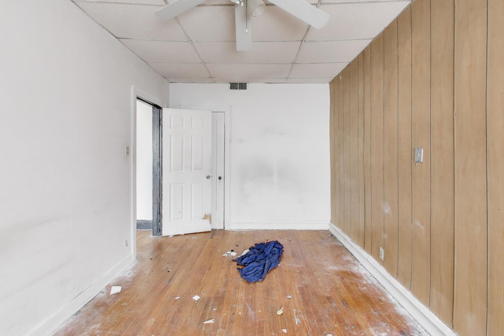 4105-03 W Grenshaw Street, Chicago, IL 60624