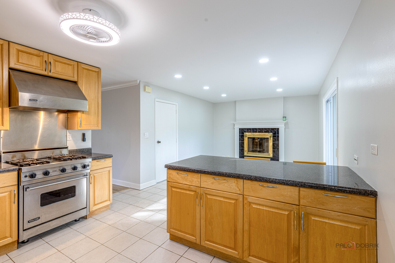 533 Cherry Lane, Glenview, IL 60025