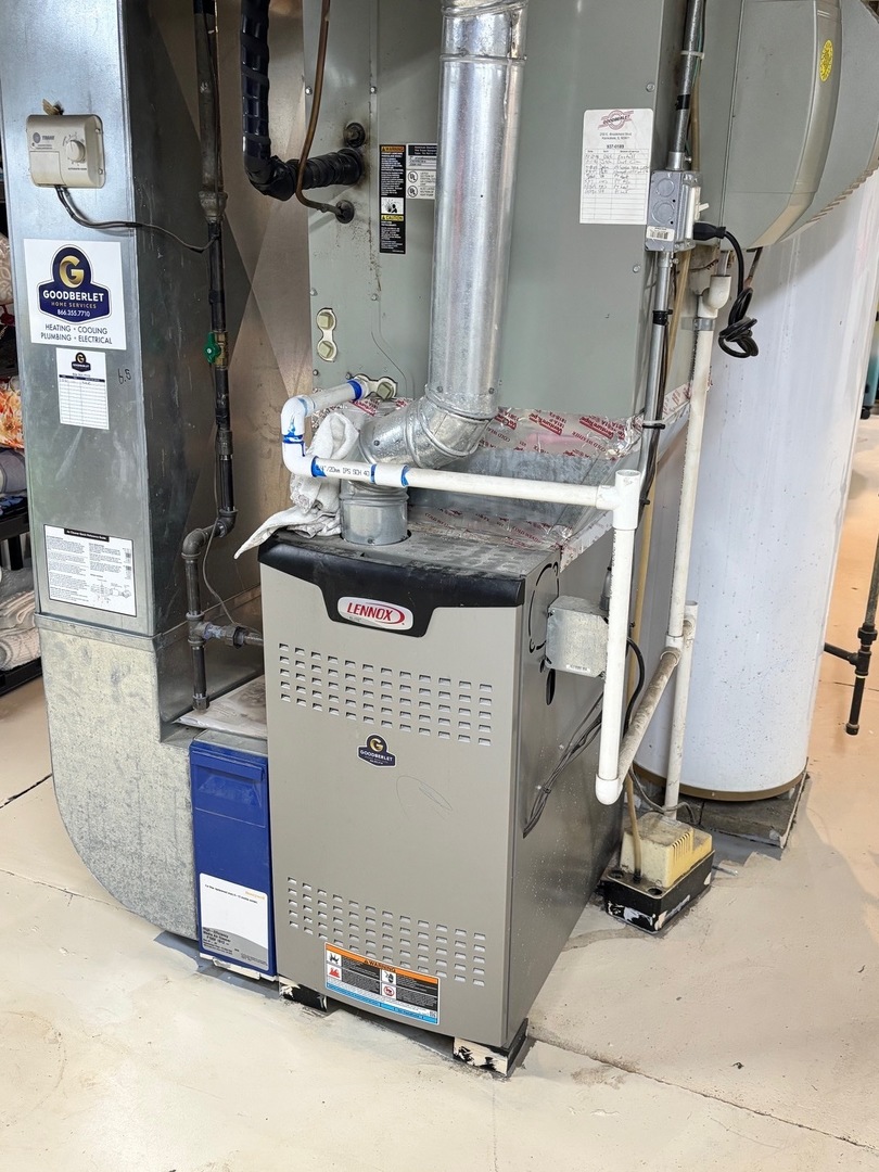 1003 S Poplar Avenue, Kankakee, IL 60901