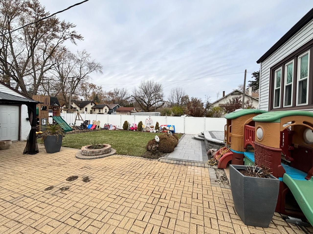 1003 S Poplar Avenue, Kankakee, IL 60901