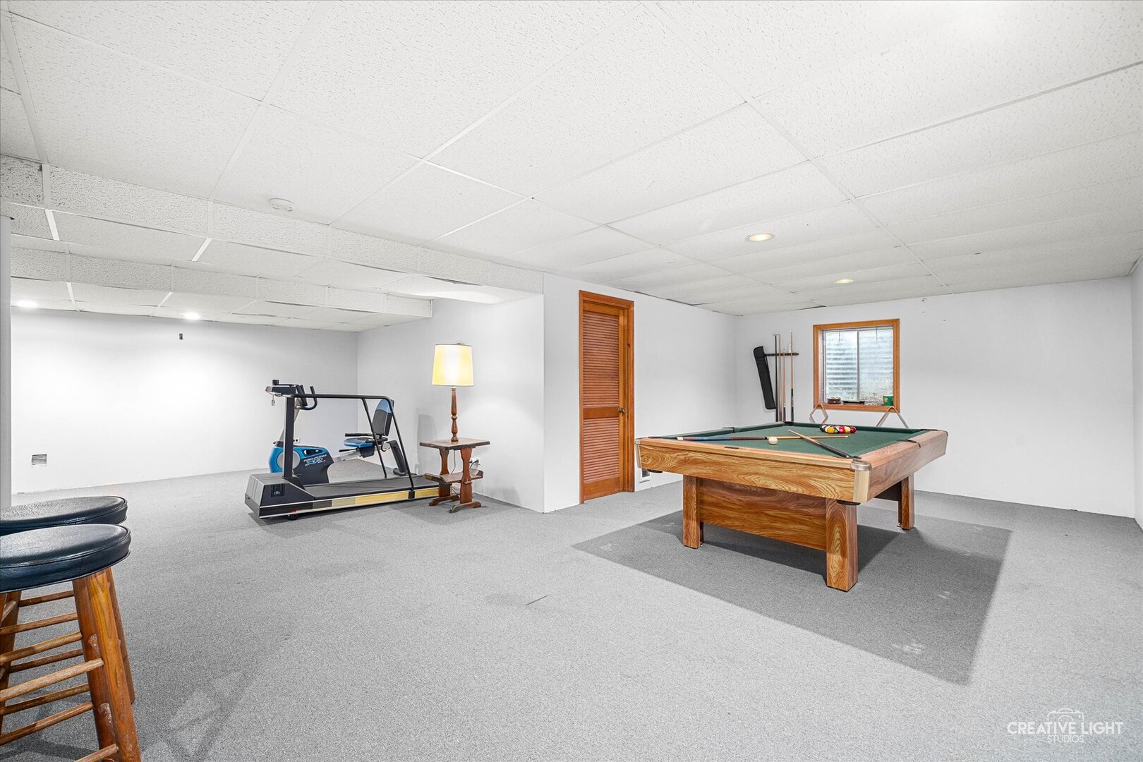 135 Chesterfield Drive, Oswego, IL 60543