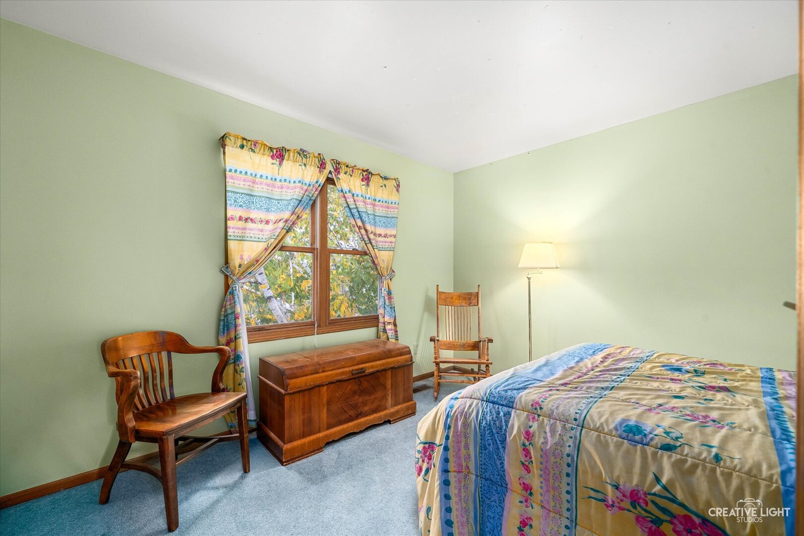 135 Chesterfield Drive, Oswego, IL 60543