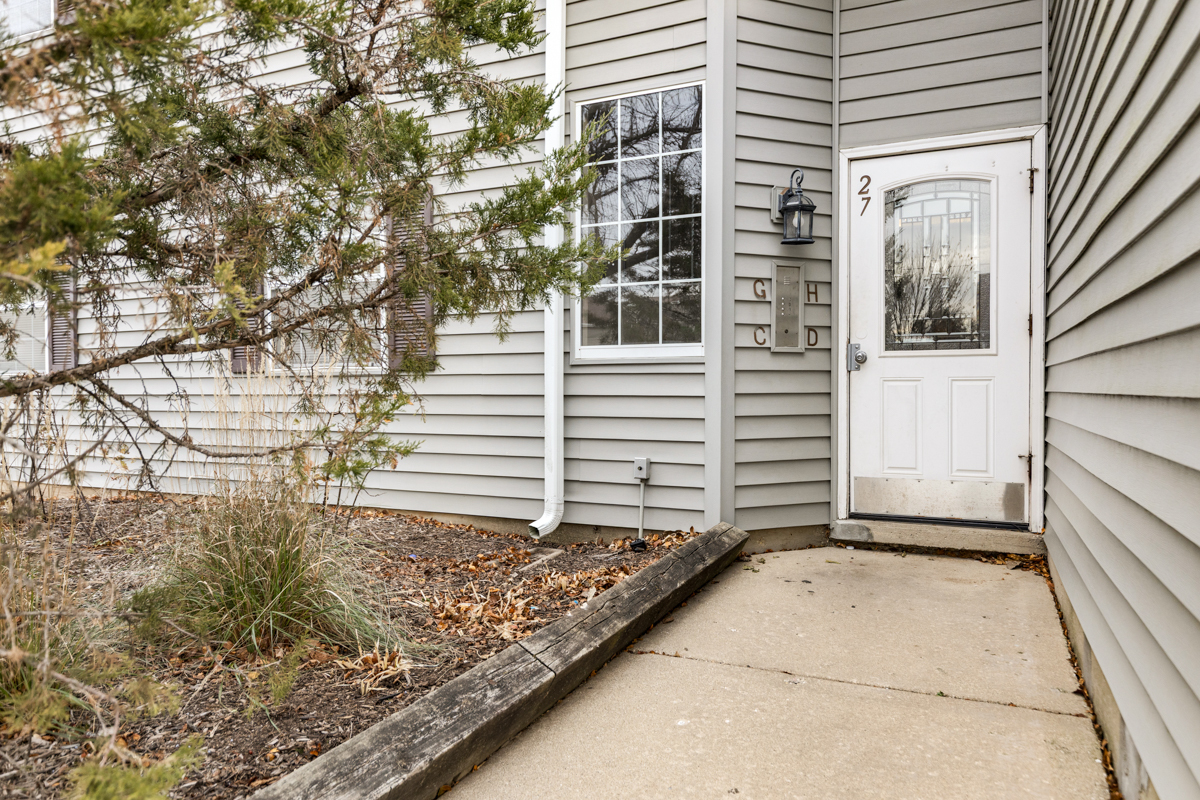 Streamwood, IL 60107