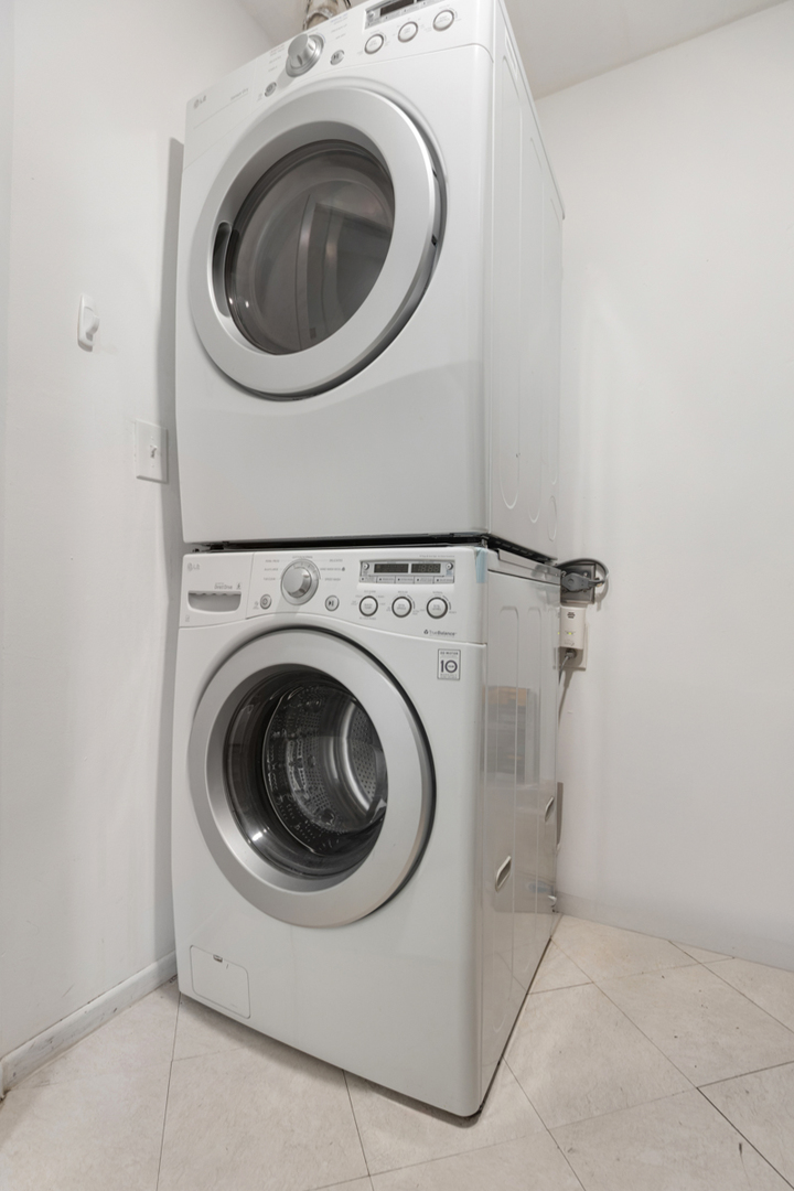 Streamwood, IL 60107