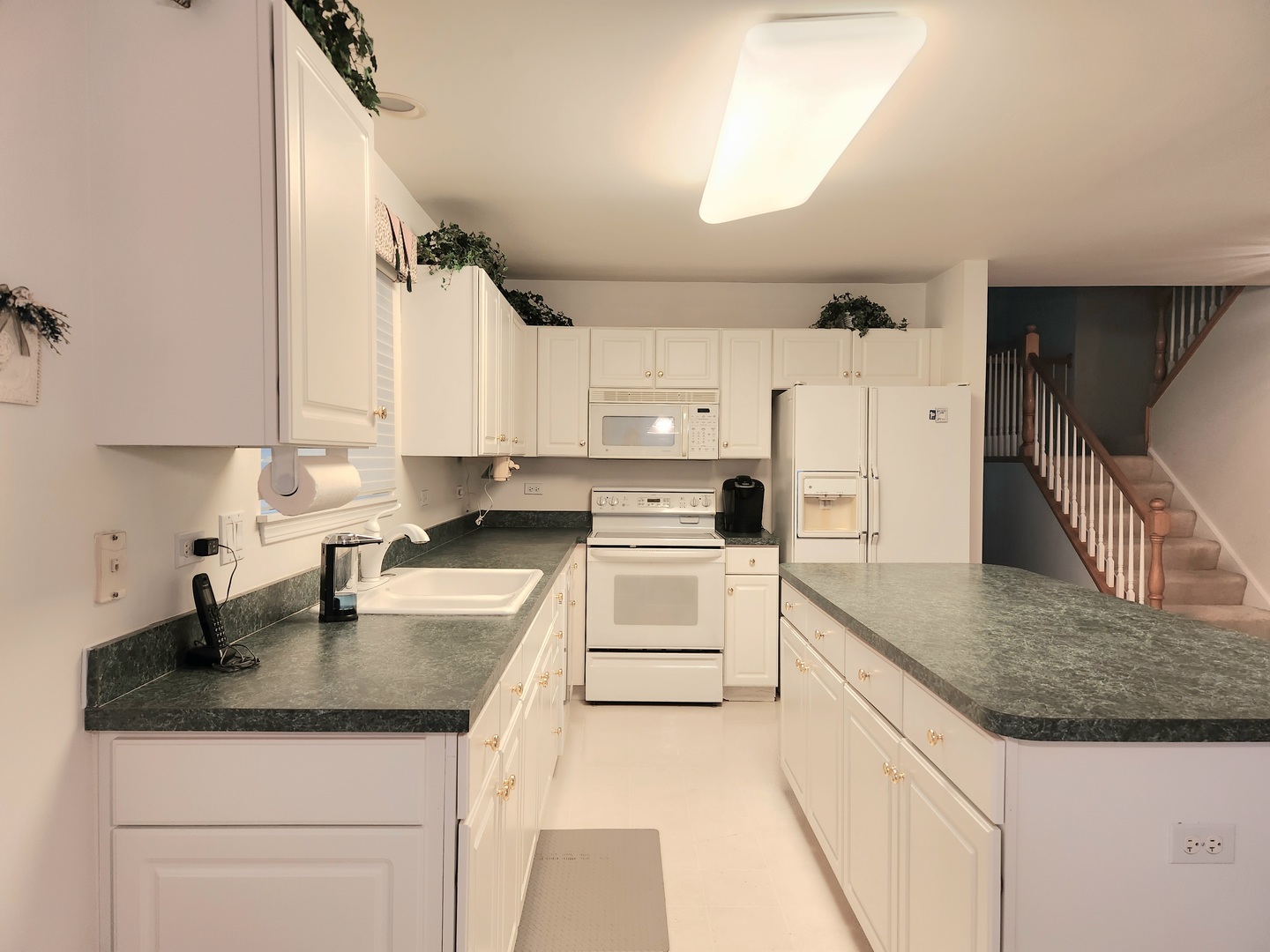 21316 W Redwood Drive, Plainfield, IL 60544