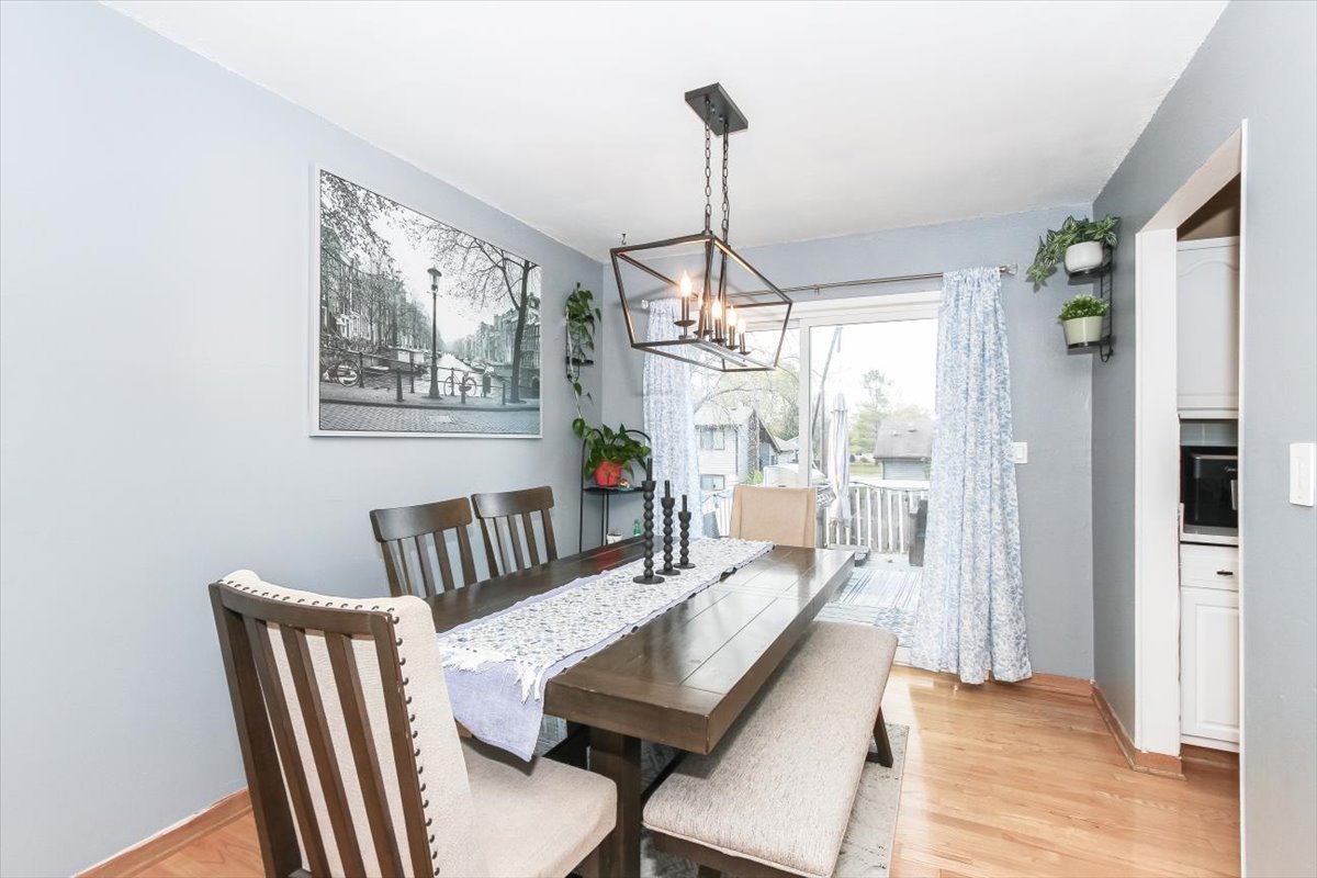 3870 Windjammer Lane, Hanover Park, IL 60133