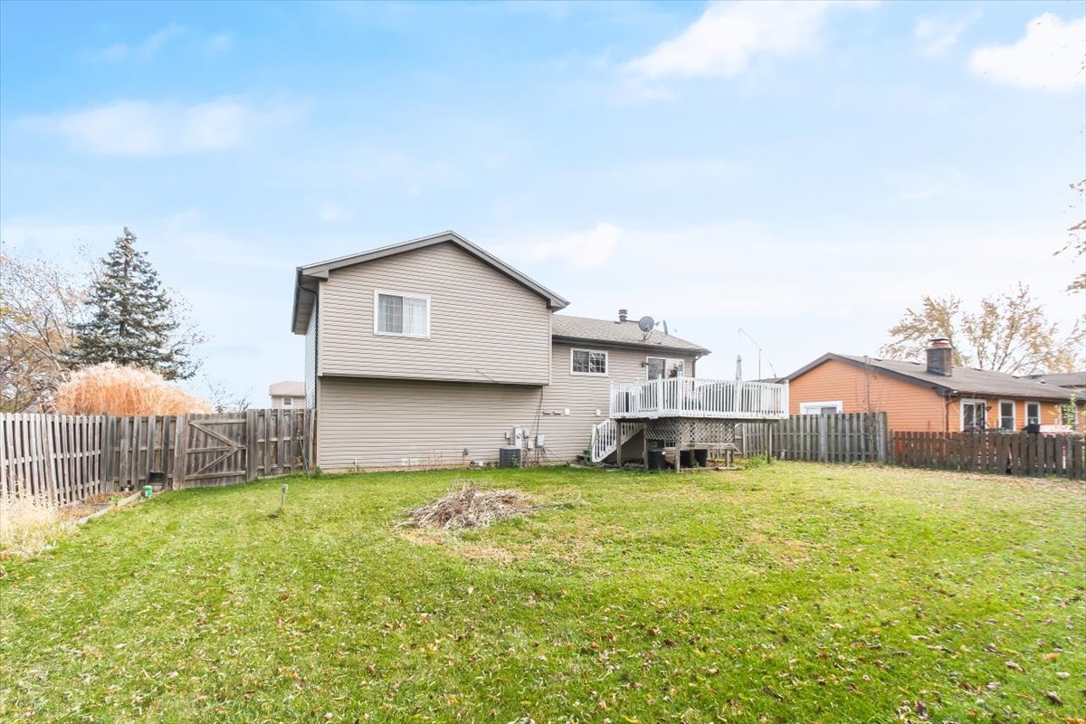 3870 Windjammer Lane, Hanover Park, IL 60133